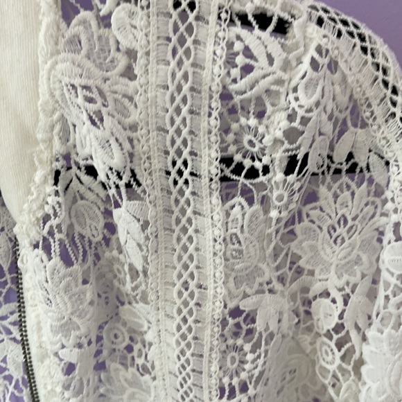 Jack by BB Dakota zip up crocheted jacket size small - Picture 3 of 5